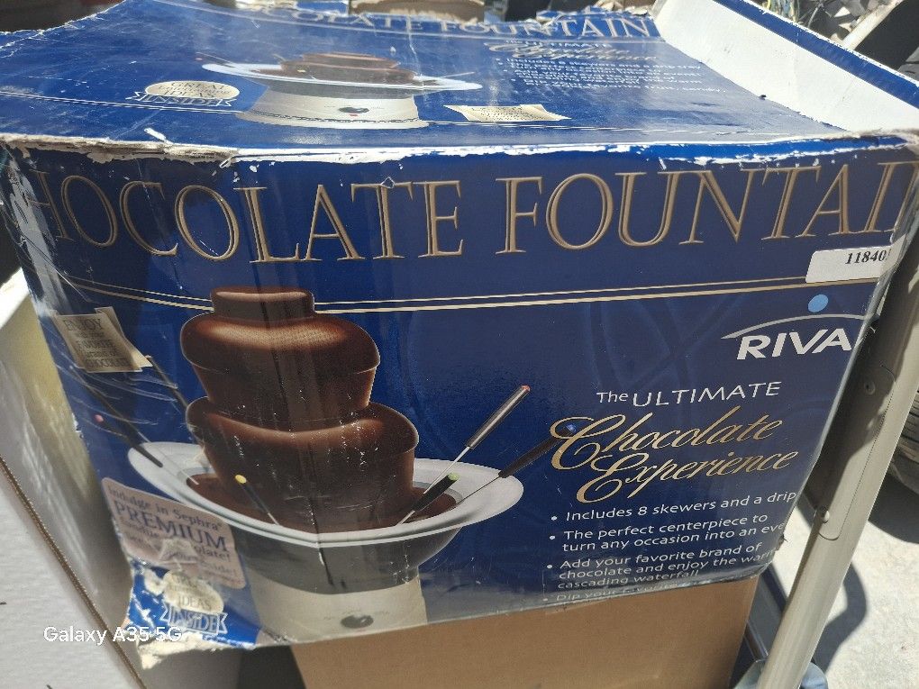 Chocolate Fountain New!