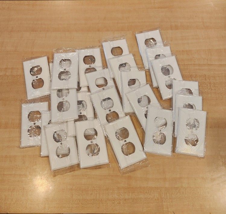 1 Gang Duplex Metal Wallplate