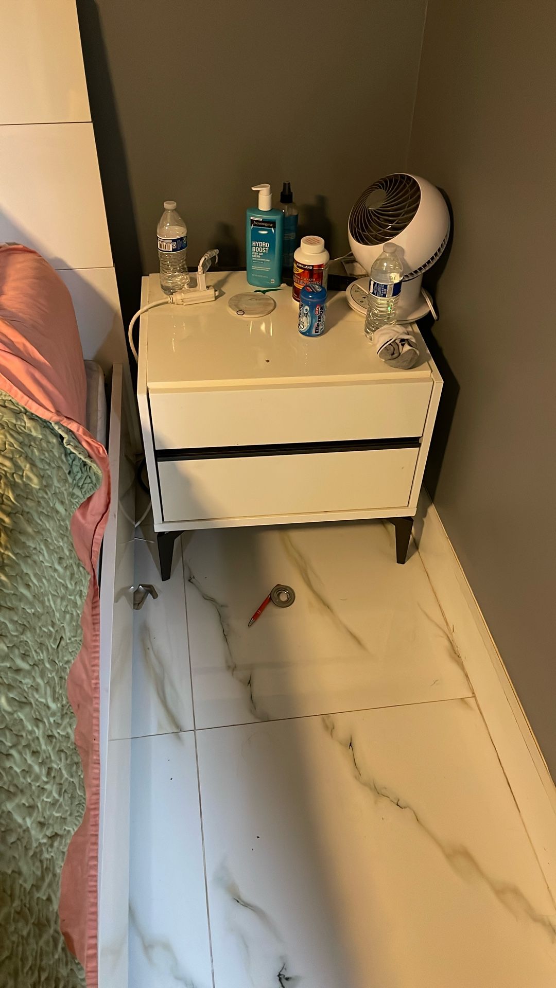 Full bedroom set