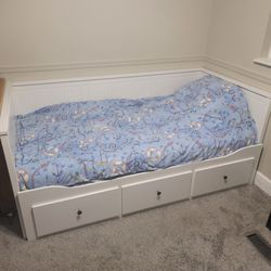 IKEA Daybed frame with 3 drawers, white, Twin