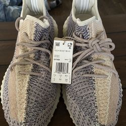 Yeezy Boost 350 V2