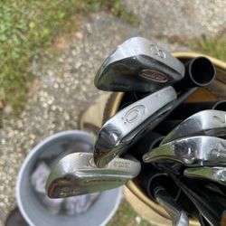Golf Clubs 