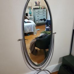 free standing swivel mirror
