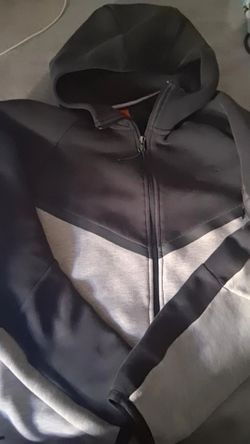 Nike tech