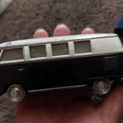 Vw Split Window Bus.  Has Propulsion 