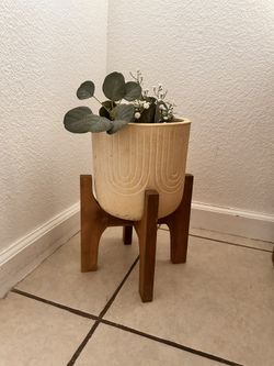 Planter With Stand