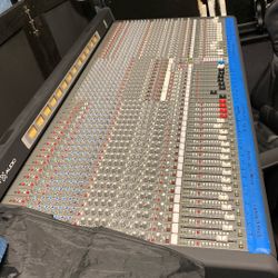 Crest Audio X Eight Analog Mixer With Road Case!