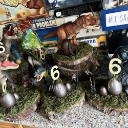 Jurassic World /park centerpieces