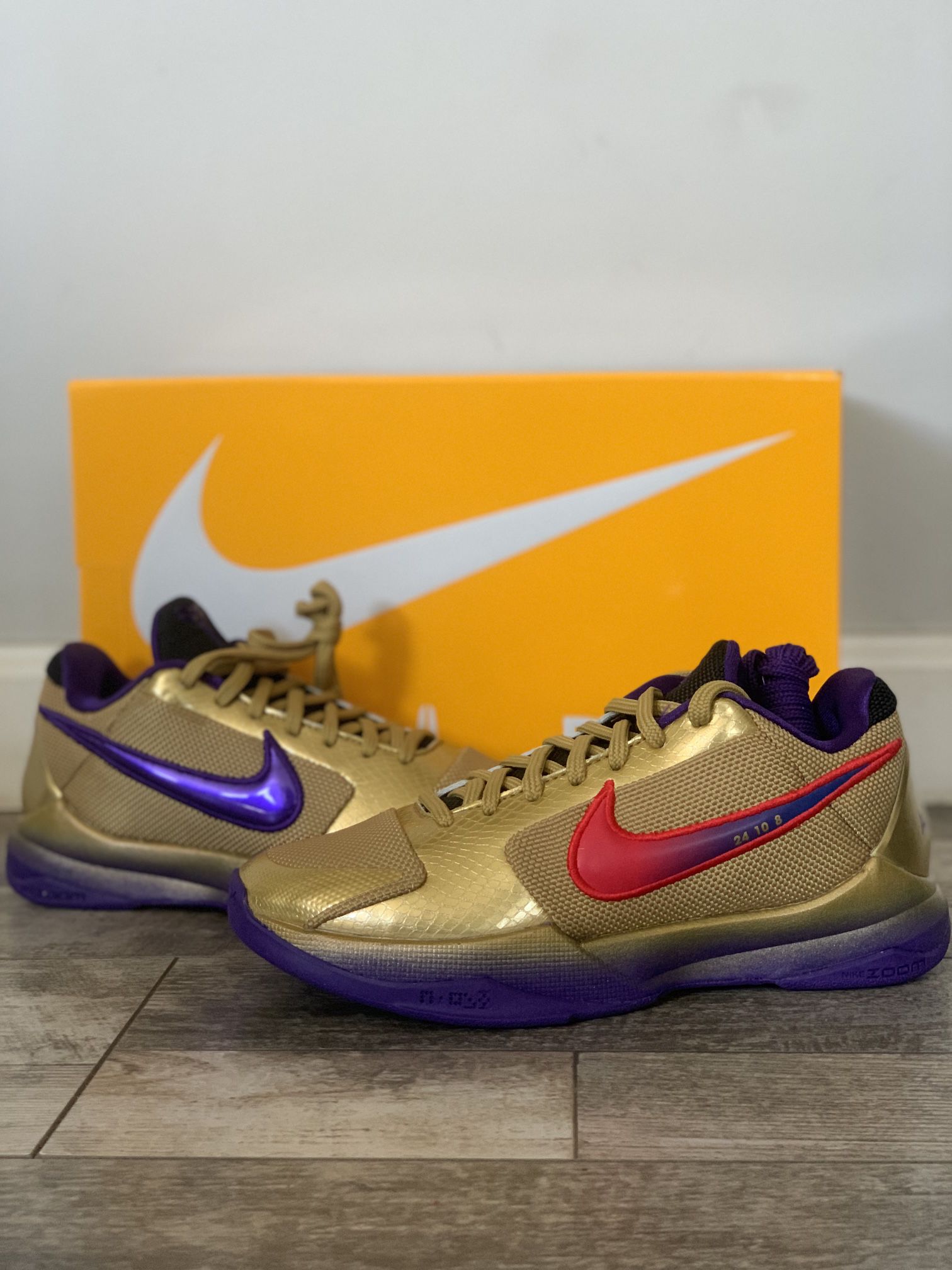 Size 4 Mens/ 5.5W Undefeated Nike Kobe 4 Hall Of Fame