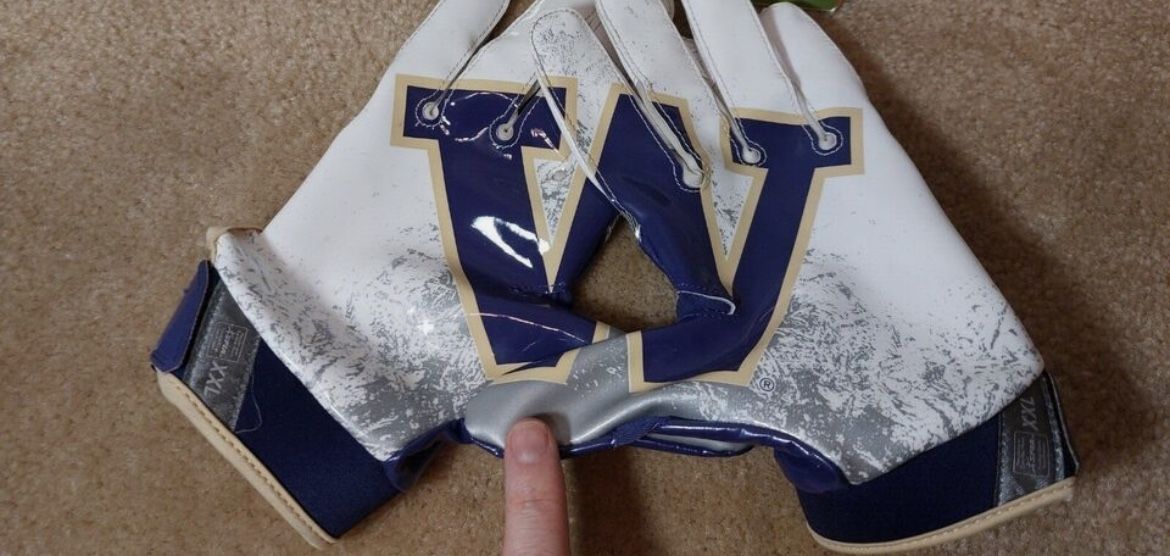 Football Gloves