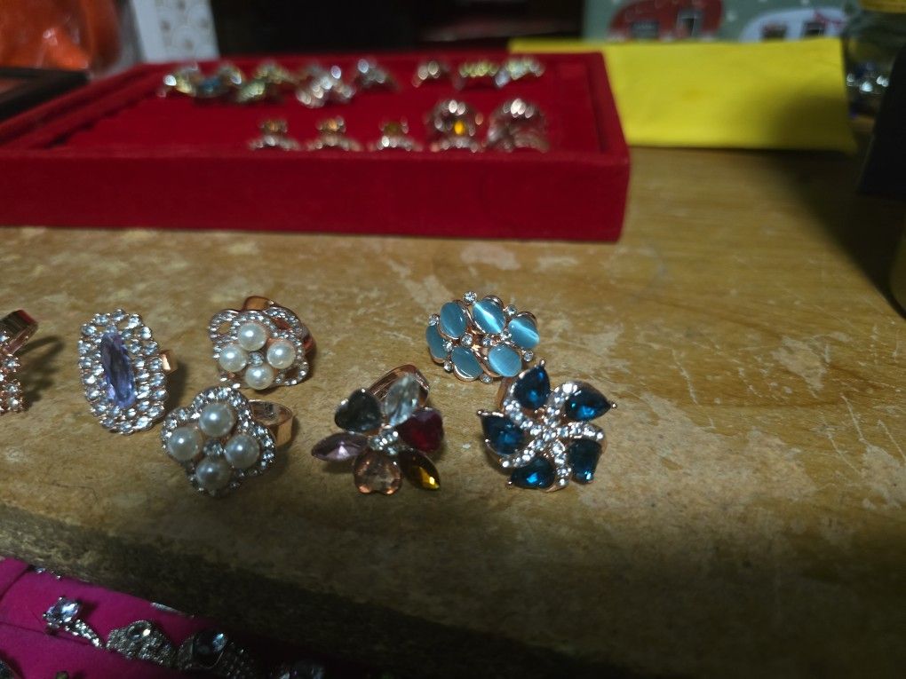 7 Each Adjustable Rings 3.00 Each Very pretty