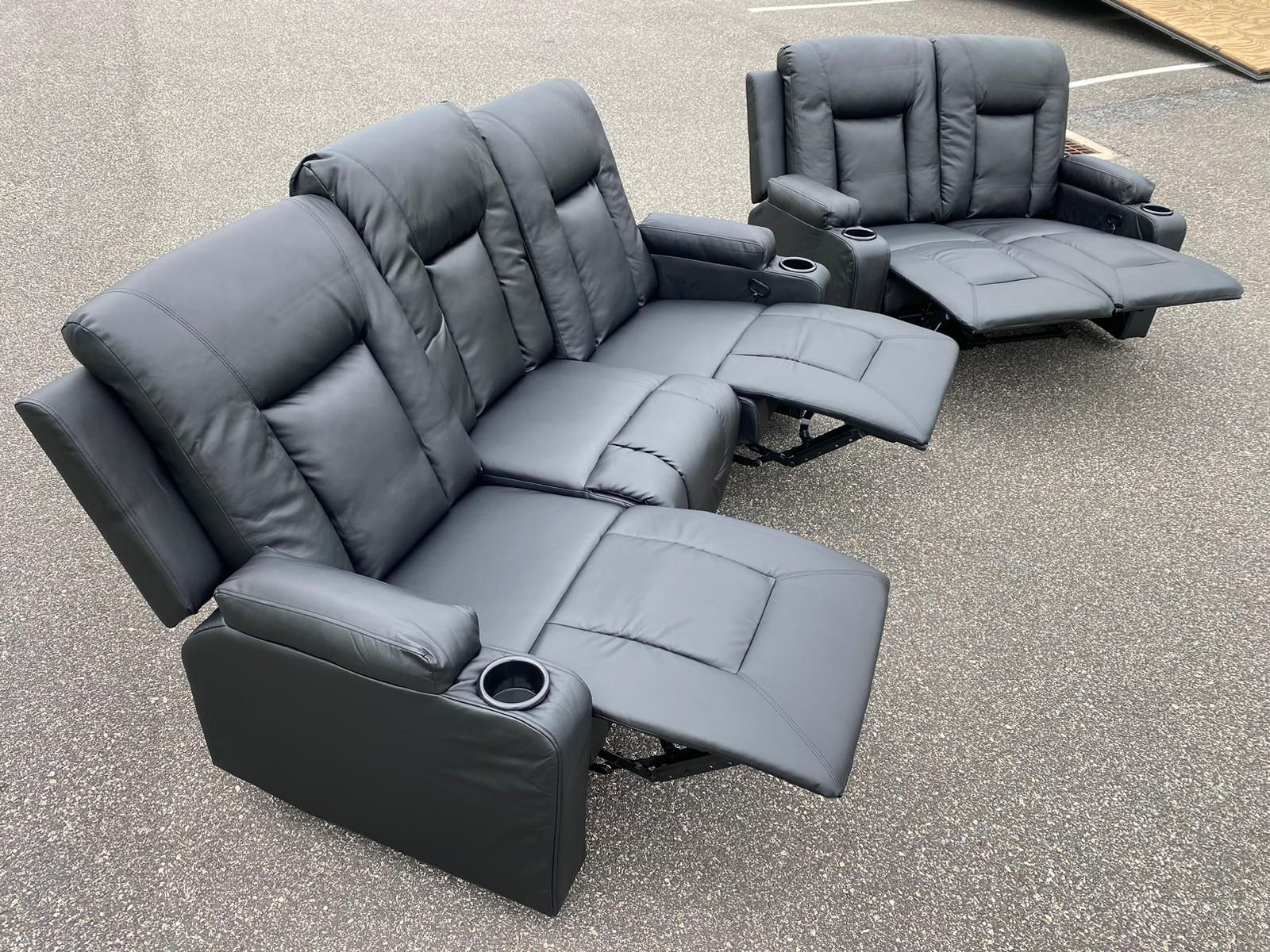 FREE DELIVERY AND INSTALLATION - COMHOMA Black Leather Recliner Modern 2PC - Loveseat and Sofa
