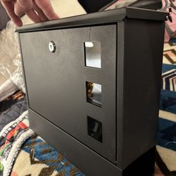 Heavy Duty Outdoor Security Mail/package/lockbox