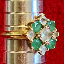 14K SOLID GOLD EMERALD TOPAZ GEMSTONE RING -- Available In Size 6 or 7 -- ‼️ Price Is FIRM ‼️