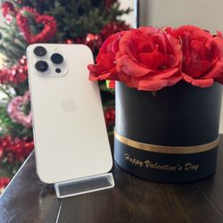 Valentine’s Day Sale! iPhone 14 Pro Max Unlocked 256GB - White