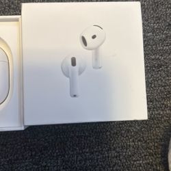 Airpods 4 With Active Noice Cancellation 