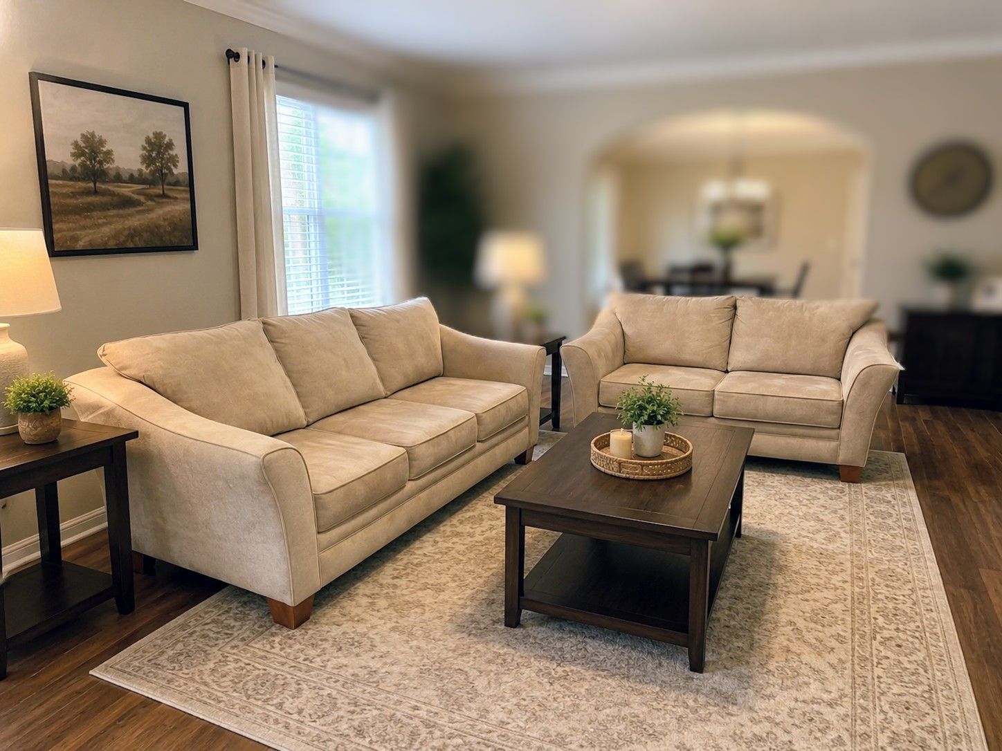 Free Delivery Today! Cleaned Kevin Charles couch set. Sofa and loveseat. No pets . No rips or stains . Beauty