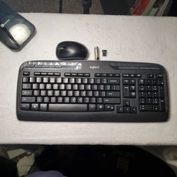 Brand New Logitech Mouse & Keyboard 