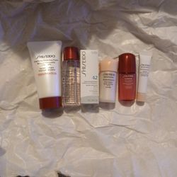 Shiseido Travel Size Cosmetics & Bag