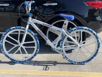 29 SE Arctic White Big Ripper custom for Sale in Tampa FL OfferUp