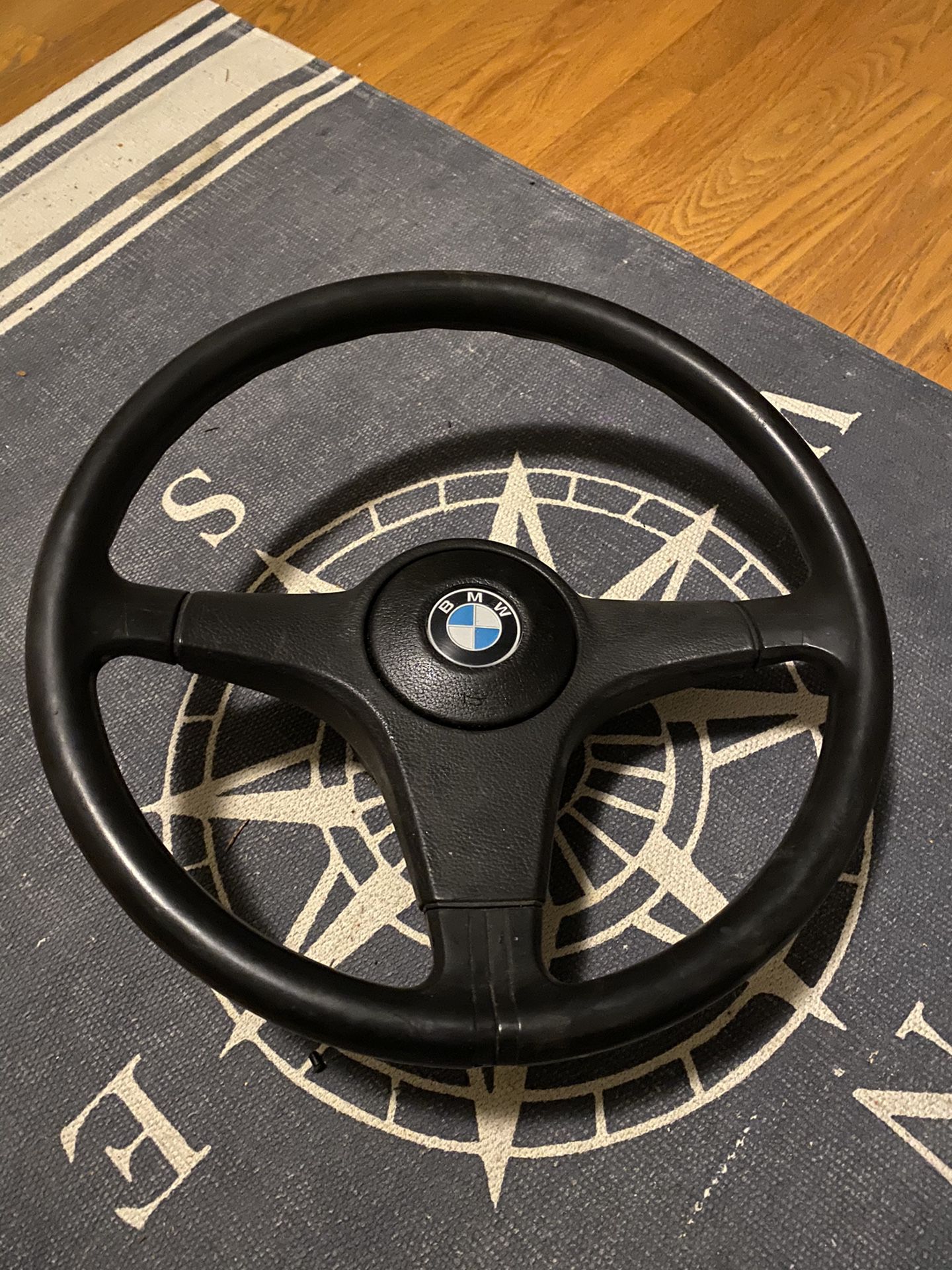 BMW E30 Sport Steering Wheel