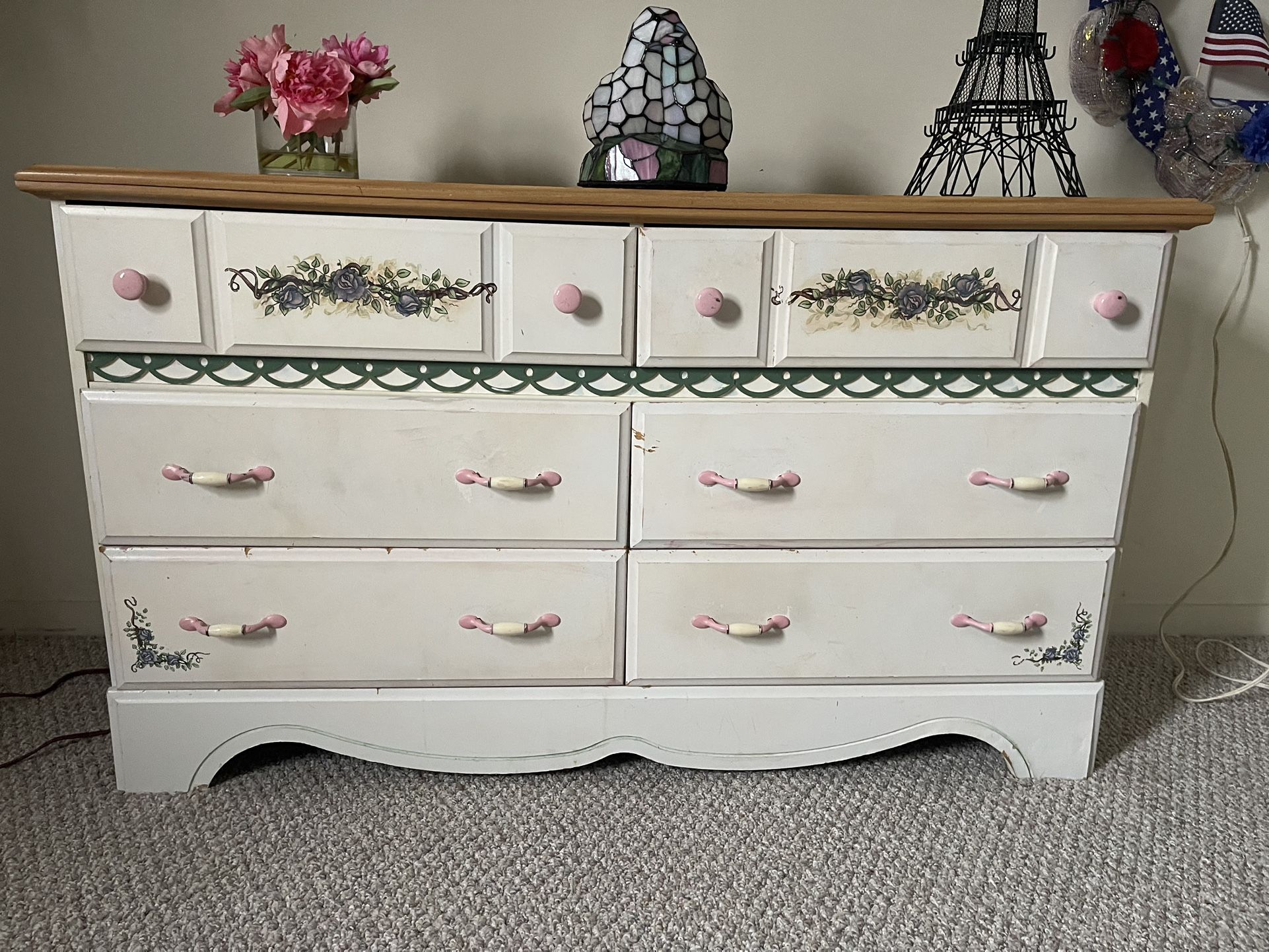beautiful dresser