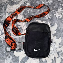 Nike Crossbody Bag 