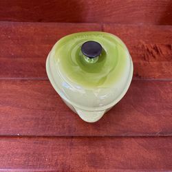 Le Creuset Petite Apple Casserole Green Mini Cocotte Stoneware Lid