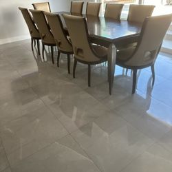 Beautiful Dining Table With 10 Chairs