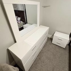 HIGH GLOSS WHITE dresser 👌🏻🤪✅🤍