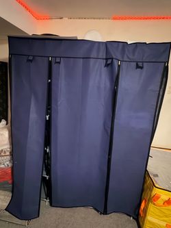 Portable closet