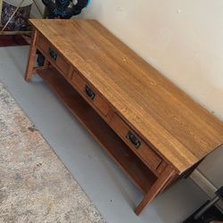 52 X23x18 $75 Good Sturdy Table. A Couple Paint Marks That Can Be Removed $75  Cross Rds 63rd Ave And Peoria