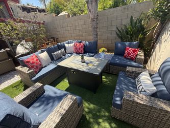 Patio furniture set outdoor new in the box