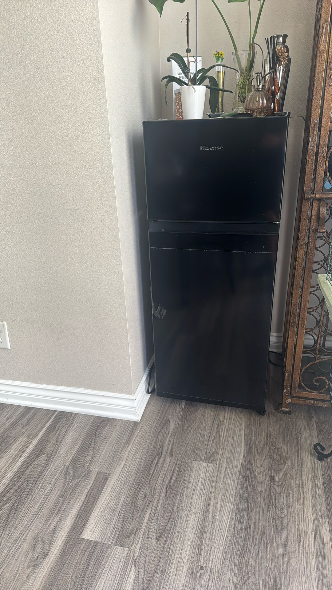 Hisense Mini Fridge 