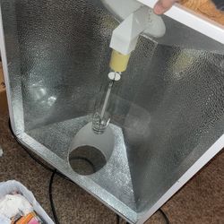 1000 Watt Hps Hood With Bulb,no Ballast 100$