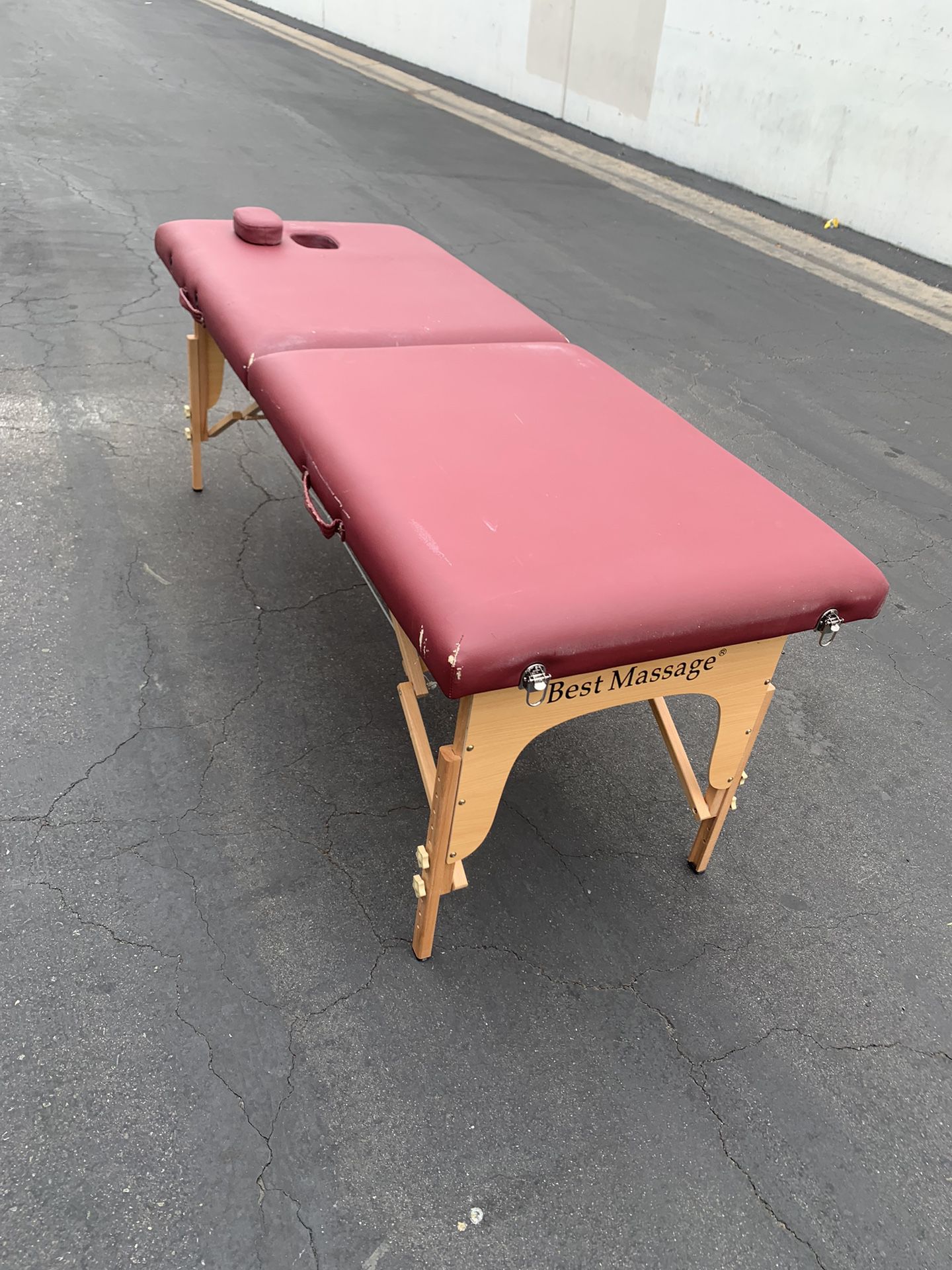 Best Massage Two Fold Portable Height Adjustable Massage Table