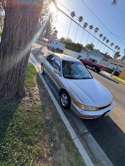 Honda Accord Sedan Gold 4-Door