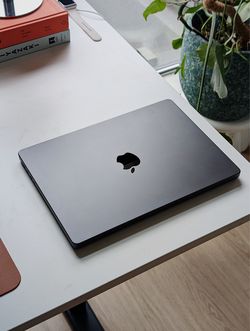 MacBook Pro 14-inch M3 Max