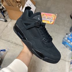 Jordan 4 