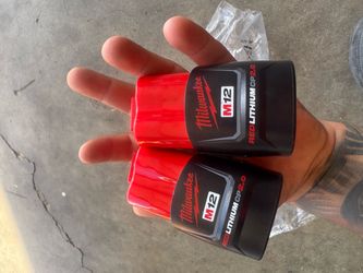 Milwaukee M12 Red Lithium CP2.0 Batteries (2-Pack)