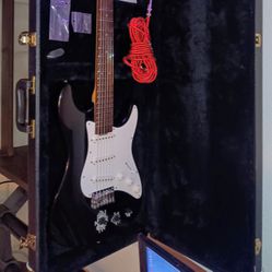Fretlight  Optic  Series 200  Made In Korea Black Stratocaster Electric Guitar Has Case  And Candy Plus Key  -   Everything In Like New Condition  