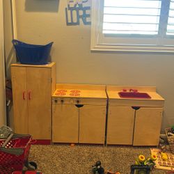 Wooden Kitchen Kids Play 