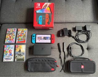 Nintendo Switch OLED Complete Bundle | 4 Games | 256GB SD | Like New