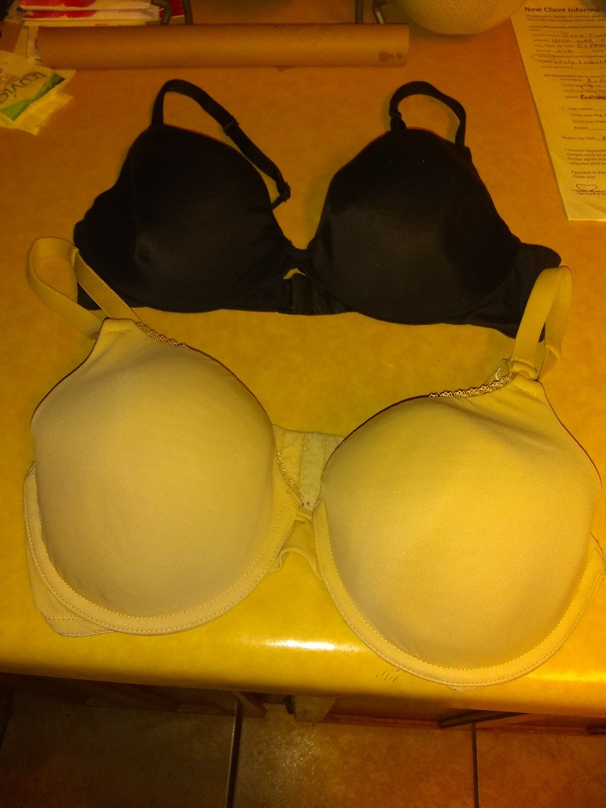 Bonitos brasieres son dos 1 MARCA VICTORIA SECRET y Motherhood