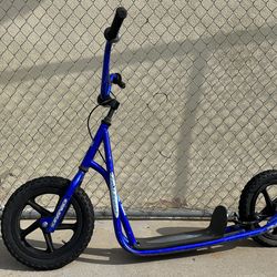 Message Dino scooter