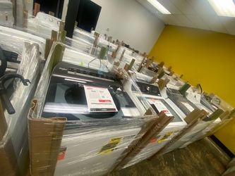 Washer dryer refrigerator stove