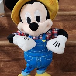 Disney Junior E-I-Oh! Mickey Mouse, Interactive Plush Toy, Sings "Old MacDonald"