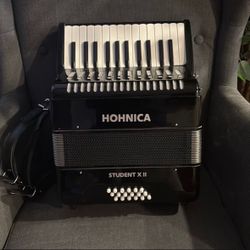 Accordion Hohner  Student XII