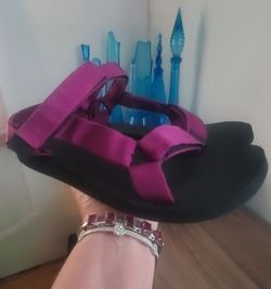 Teva Sangria Universal Womens Comfort Sandals Size 7-7.5