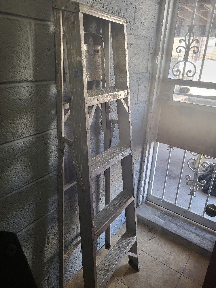 Ladder